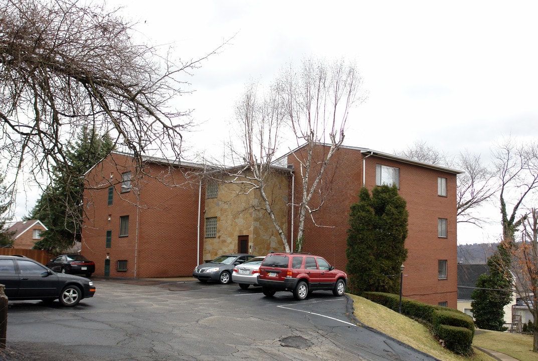 940 Centre Ave in Pittsburgh, PA - Foto de edificio