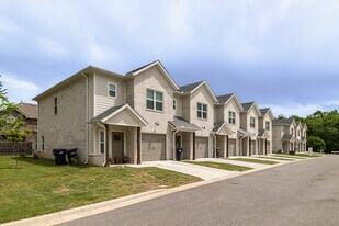 2801 W Steel Creek Pl in Rogers, AR - Building Photo