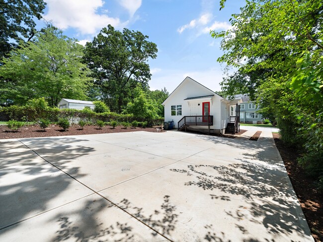 3807 1/2 Marcom St in Raleigh, NC - Building Photo - Building Photo