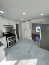 65 Hinsdale Ave in Waterbury, CT - Building Photo - Building Photo