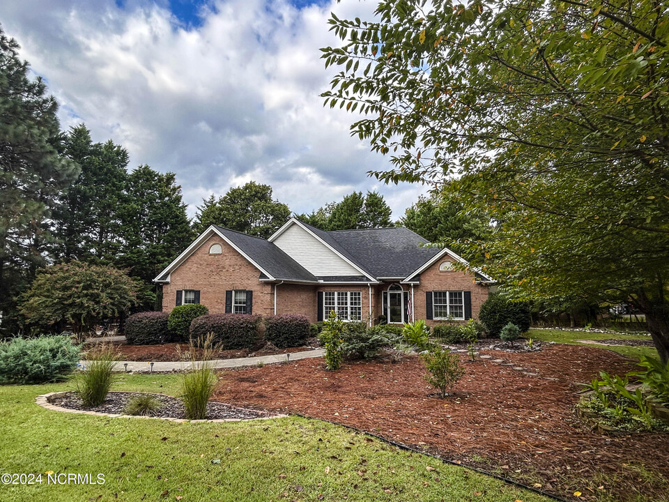65 Pitch Pine Ln in Pinehurst, NC - Building Photo