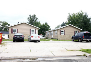 Cromwell Apartments in Akron, OH - Building Photo - Building Photo