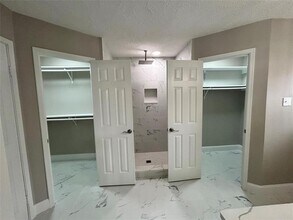 1601 Washington Dr in Deer Park, TX - Building Photo - Building Photo