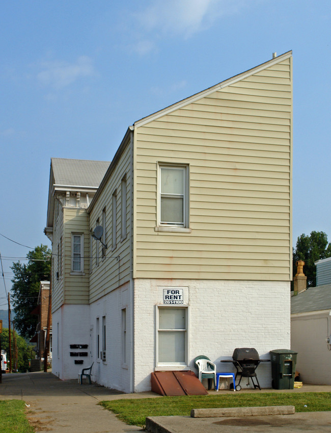 131 Ash St in Ludlow, KY - Building Photo - Building Photo