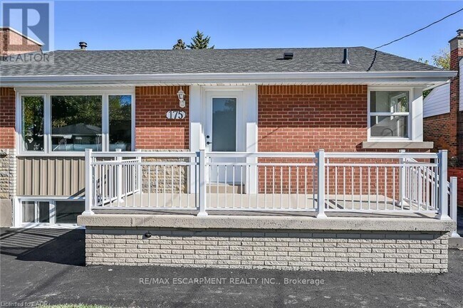 175 E 45th St in Hamilton, ON - Building Photo - Building Photo