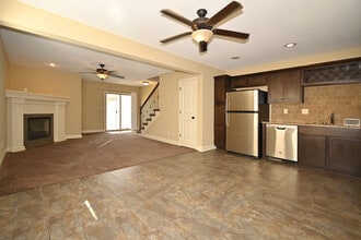 12342 Fox Creek Dr in Platte City, MO - Building Photo - Building Photo