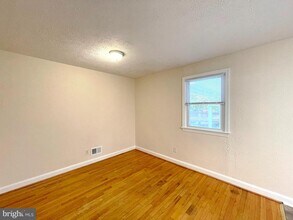 3894 Old Washington Rd in Waldorf, MD - Building Photo - Building Photo