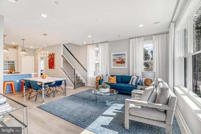 4900 Chelan Xing in Chantilly, VA - Building Photo - Building Photo
