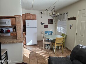 90 W Yavapai St in Wickenburg, AZ - Building Photo - Building Photo