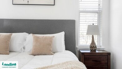 5511 Caprock Smt Dr, Unit 7303 in Bee Cave, TX - Foto de edificio - Building Photo