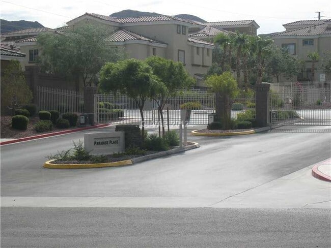 property at 1088 Moonlit Oasis Ln