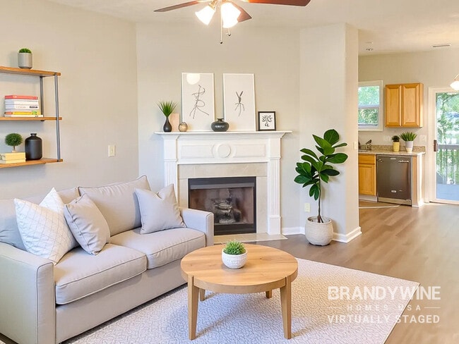 185 Cool Weather Dr in Lawrenceville, GA - Foto de edificio - Building Photo