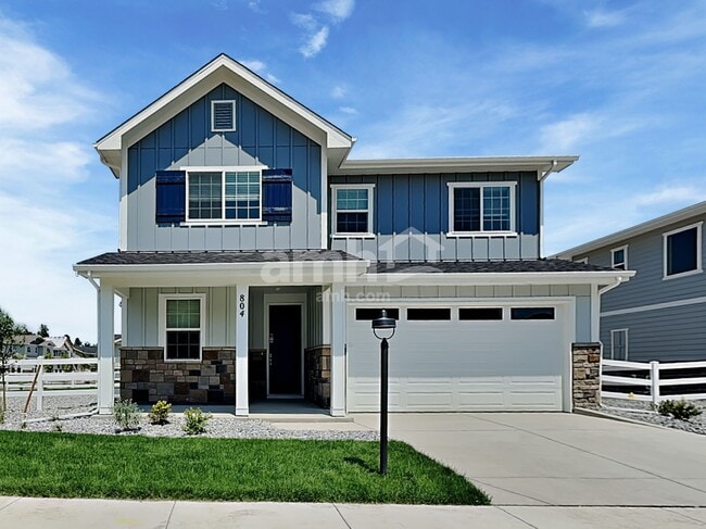 property at 804 S Oak St