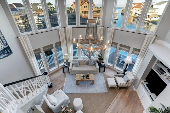 property at 1834 Tiki Dr