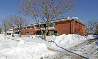 Park Avenue Apartments in Kenosha, WI - Building Photo