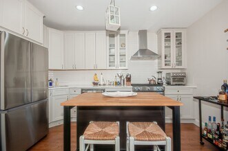322 Athens St in Boston, MA - Building Photo - Building Photo