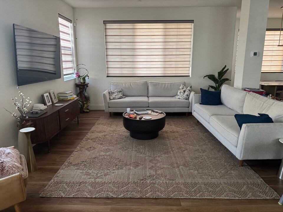 37734 Bay Breeze St in Newark, CA - Foto de edificio
