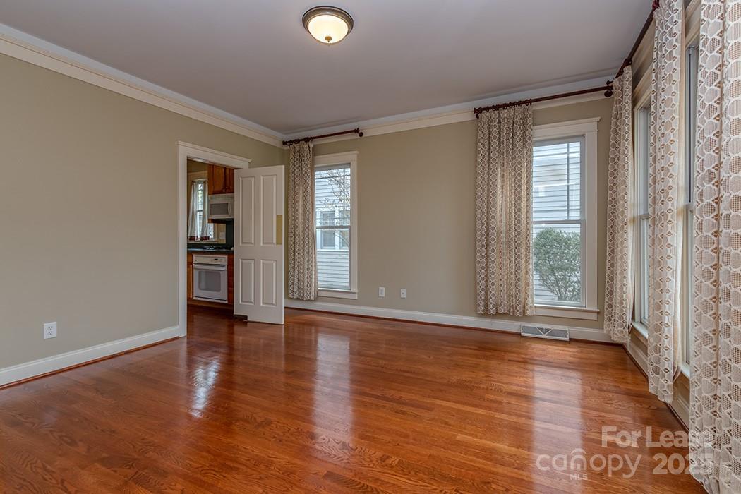 719 E 9th St in Charlotte, NC - Building Photo