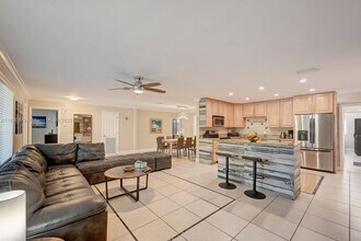 1228 Johnson St in Hollywood, FL - Building Photo - Building Photo