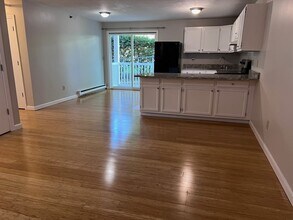 71 Edgeworth St-Unit -16 in Worcester, MA - Building Photo - Building Photo