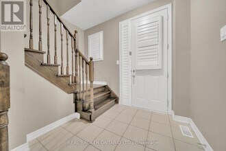 81 Vezna Cres in Brampton, ON - Building Photo - Building Photo