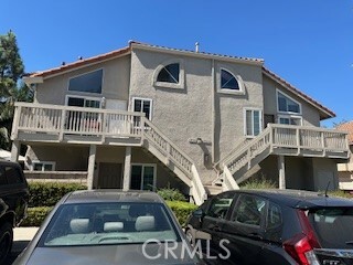 18952 Canyon Hill Dr in Trabuco Canyon, CA - Foto de edificio