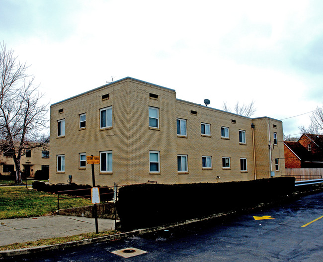 15 W Maplewood Ave in Dayton, OH - Building Photo - Building Photo