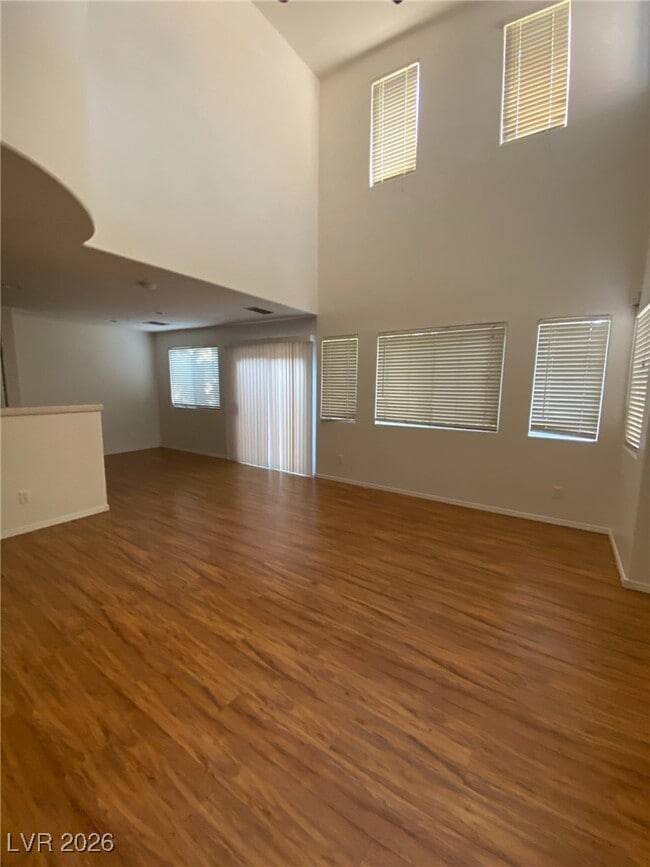 987 Cantabria Heights Ave in Las Vegas, NV - Building Photo - Building Photo