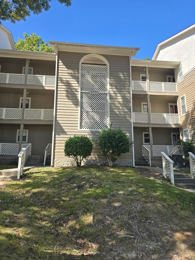 property at 6792 Willowbrook Dr