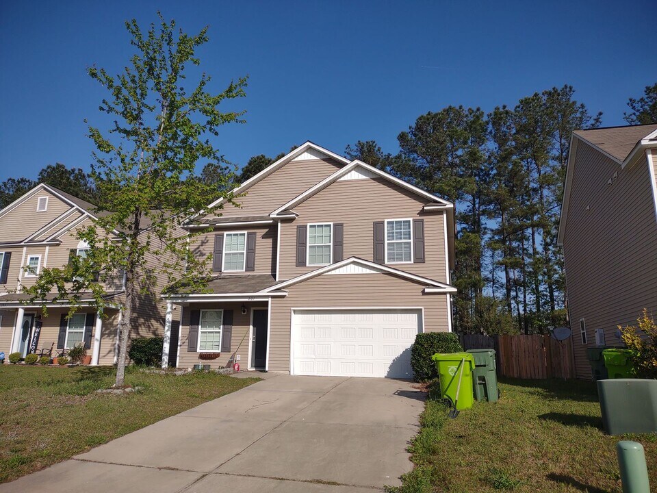 201 Rabon Springs Rd in Columbia, SC - Building Photo