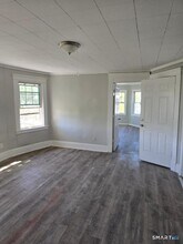 219 Woodlawn Terrace in Waterbury, CT - Building Photo - Building Photo