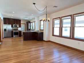 36 Chipman St, Unit 2 in Medford, MA - Building Photo - Building Photo