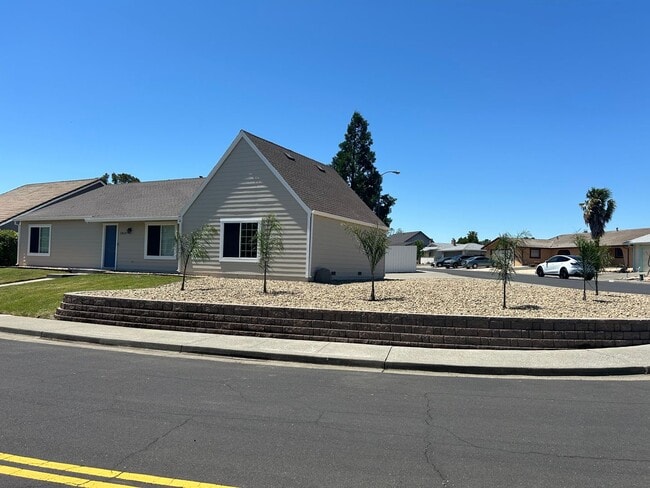 2813 Vista Palomar in Fairfield, CA - Building Photo - Building Photo