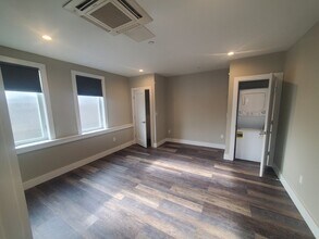 58 Tolman St, Unit 1 in Boston, MA - Building Photo - Building Photo