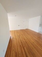 6742 Alamo Way in La Mesa, CA - Building Photo - Building Photo