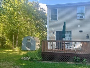 37 Lakeside Dr in Charlestown, RI - Building Photo - Building Photo