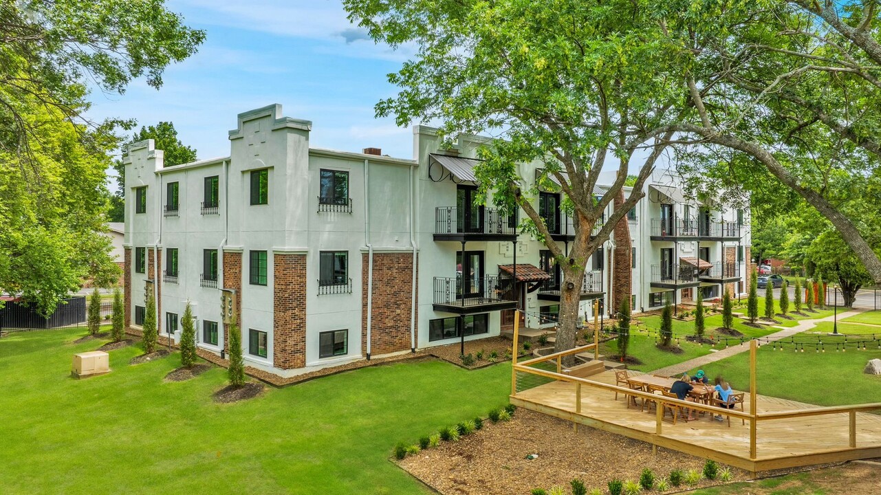 Vineyards on Garland Apartments in Fayetteville, AR - Foto de edificio