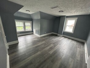 10615 Tacoma Ave in Cleveland, OH - Building Photo - Building Photo