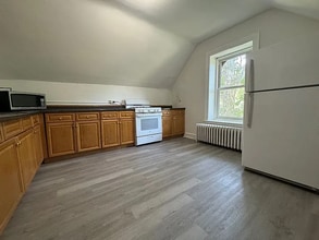 6500 Lincoln Dr in Philadelphia, PA - Foto de edificio - Building Photo