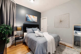 109 S Paulina St in Chicago, IL - Building Photo - Building Photo