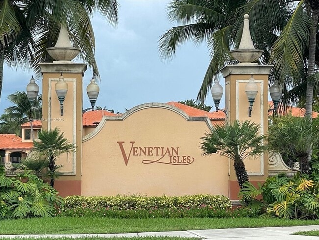 15471 SW 30th St in Miami, FL - Building Photo - Building Photo