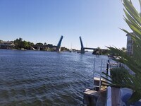 638 Snug Harbor Dr photo'