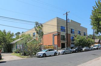 Seville Uptown in Austin, TX - Foto de edificio - Building Photo