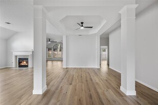 19134 Milloak Dr in Humble, TX - Building Photo