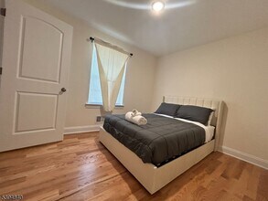 337 13th Ave in Newark, NJ - Building Photo - Building Photo