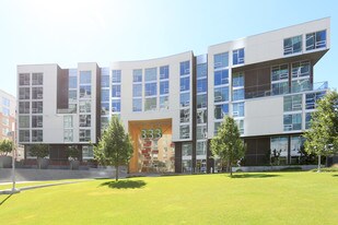 Rincon Green in San Francisco, CA - Building Photo