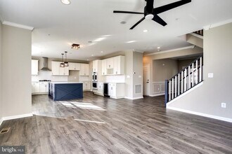 6215 2nd Ave in Elkridge, MD - Building Photo - Building Photo