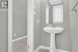 803 Indica St in Ottawa, ON - Building Photo - Building Photo