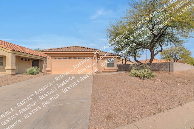 property at 6615 E Splendid Ln