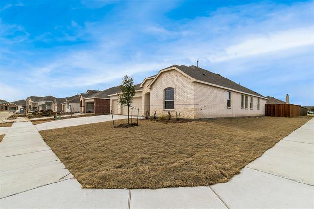 800 Chip St in Little Elm, TX - Building Photo - Building Photo